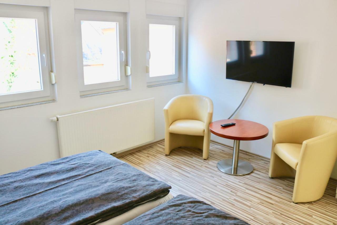 Zwei Ferienwohnungen Anker Max 5 Personen & Leuchtturm Max 4 Personen, Direkt In Steinhude Scheunenviertel, Balkon, Wlan , Privater Parkplatz, Wallbox Exterior photo