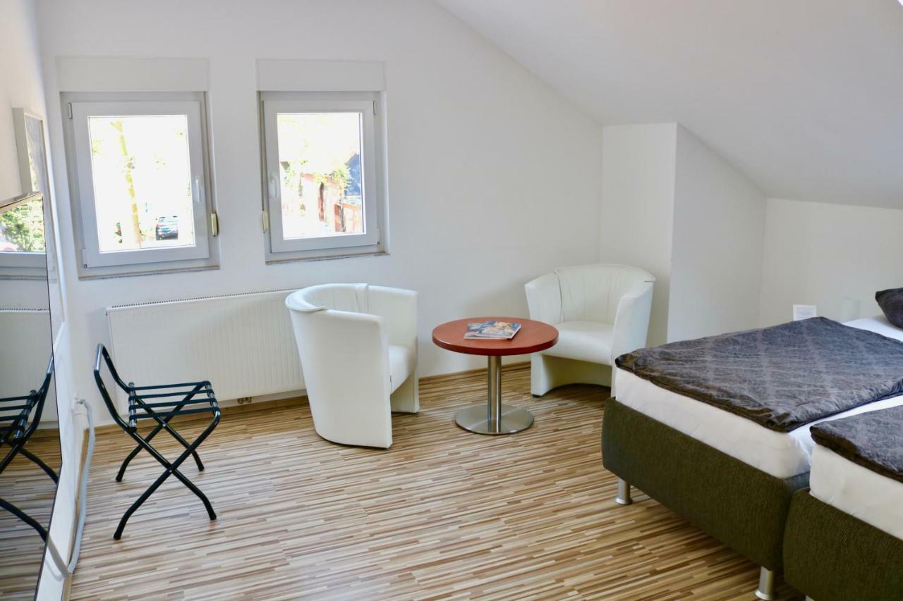 Zwei Ferienwohnungen Anker Max 5 Personen & Leuchtturm Max 4 Personen, Direkt In Steinhude Scheunenviertel, Balkon, Wlan , Privater Parkplatz, Wallbox Exterior photo