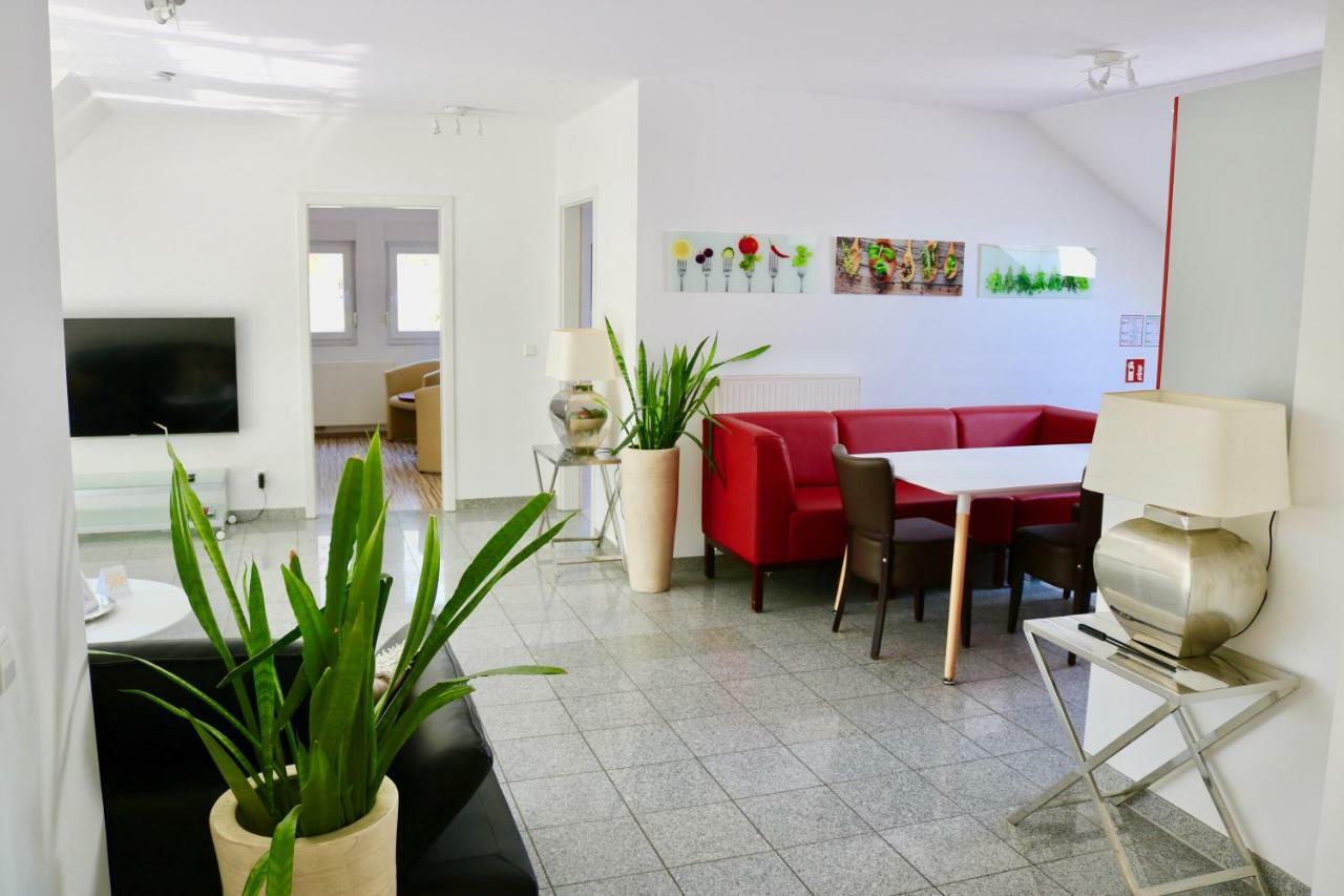 Zwei Ferienwohnungen Anker Max 5 Personen & Leuchtturm Max 4 Personen, Direkt In Steinhude Scheunenviertel, Balkon, Wlan , Privater Parkplatz, Wallbox Exterior photo